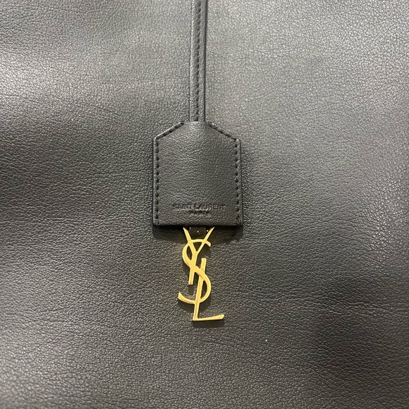 Authentic Saint Laurent Black Shopping Tote - Picture 4 of 13